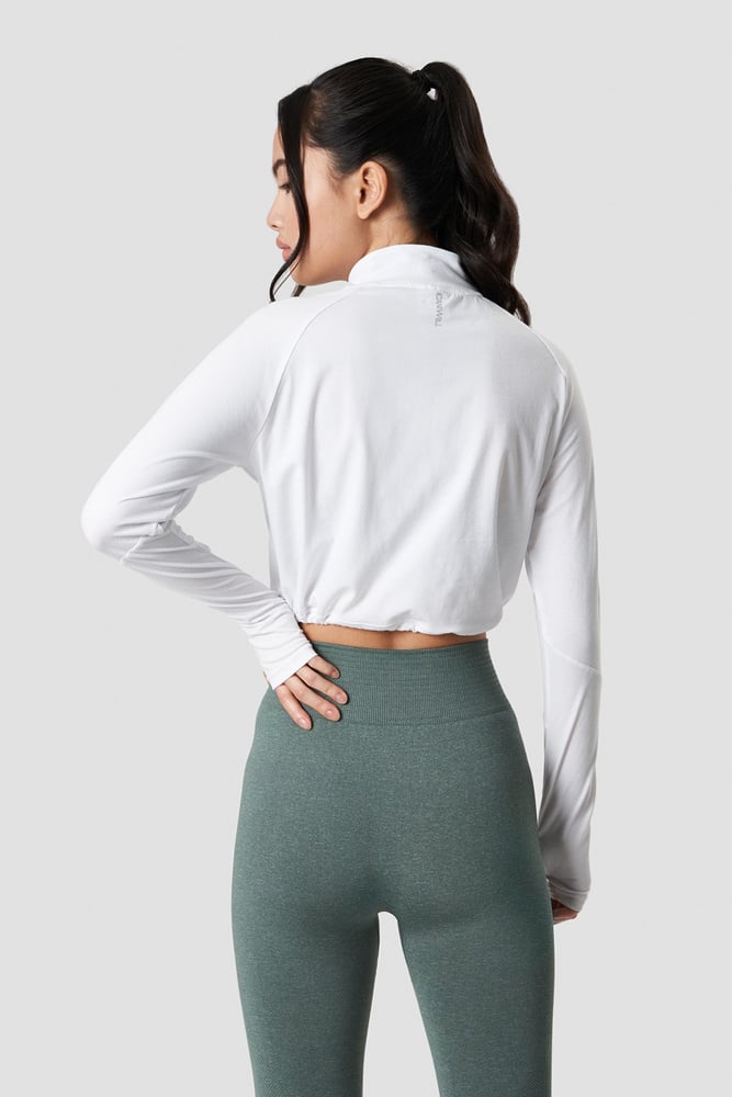 define cropped 1/4 zip adjustable white