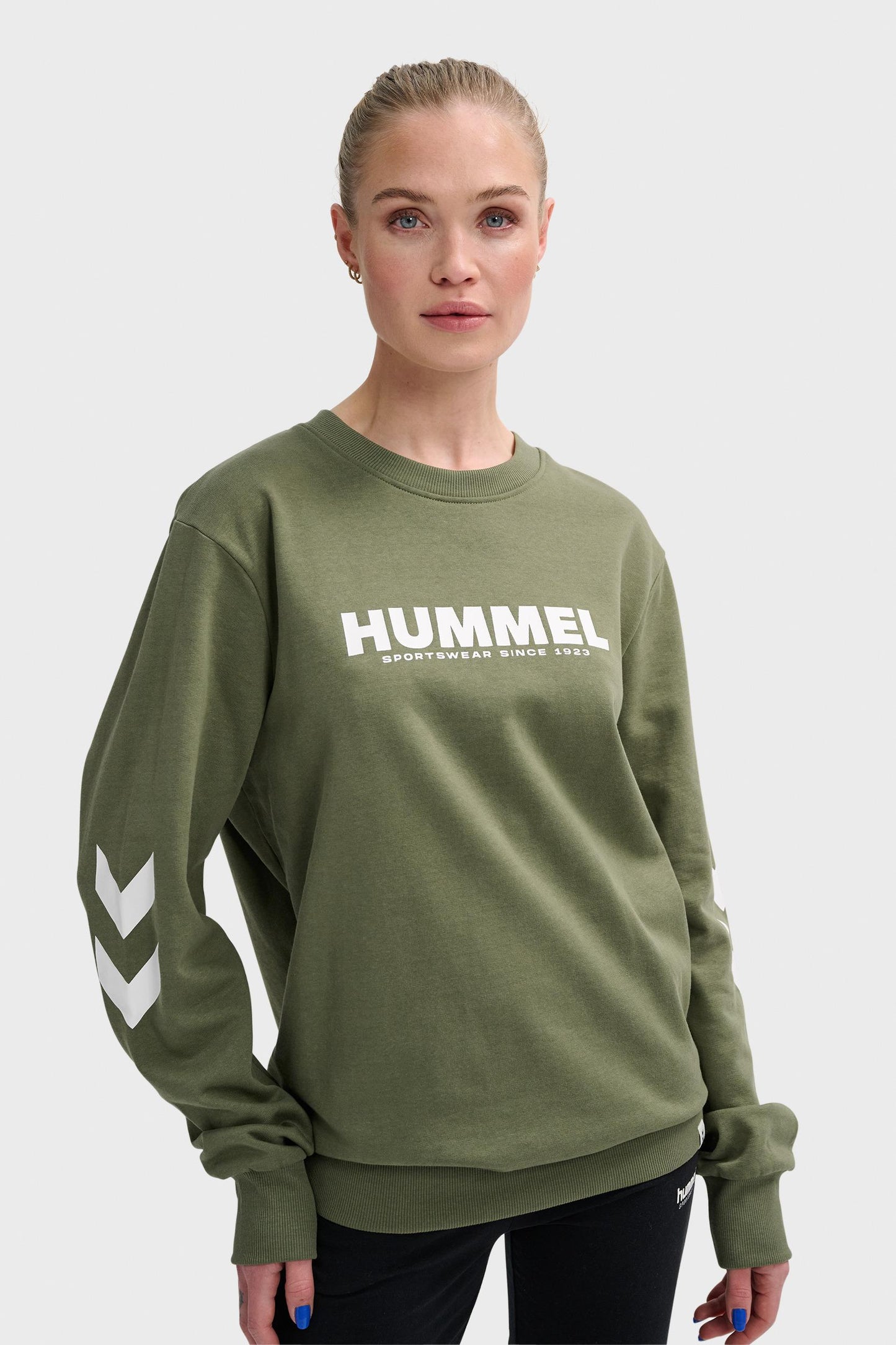 HUMMEL - Hmllegacy Sweatshirt - Deep Lichen Green