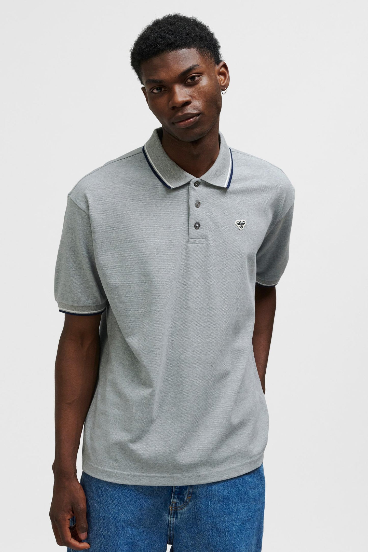 HUMMEL - Hmlloose Polo Shirt S/s Bee - Grey Melange