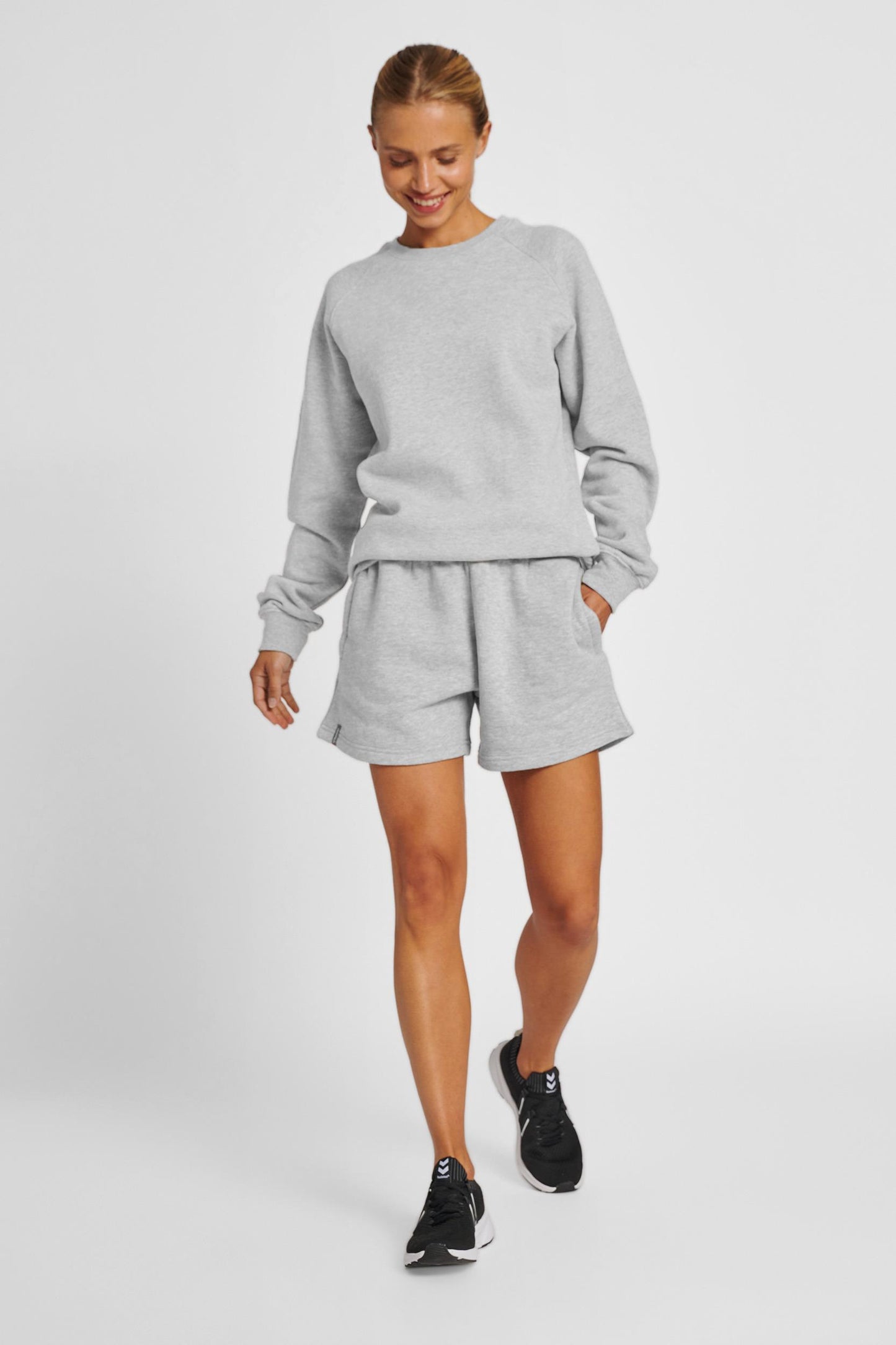 HUMMEL - Hmlred Basic Sweat Shorts Woman - Grey Melange