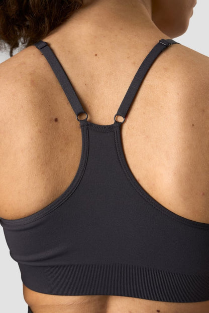 scrunch seamless sports bra graphite